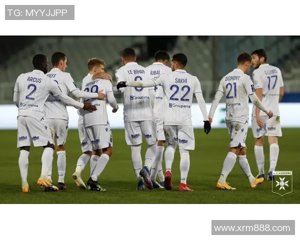 瓦朗谢与欧塞尔对决前瞻分析双方状态及战术布局探讨